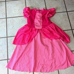 Princess peach dress